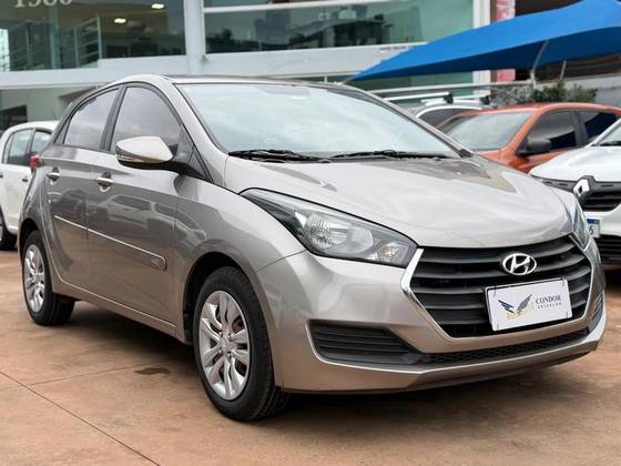 HYUNDAI HB20 1.0 COMFORT 12V FLEX 4P MANUAL HYUNDAI HB20 1.0 COMFORT 12V FLEX 4P MANUAL